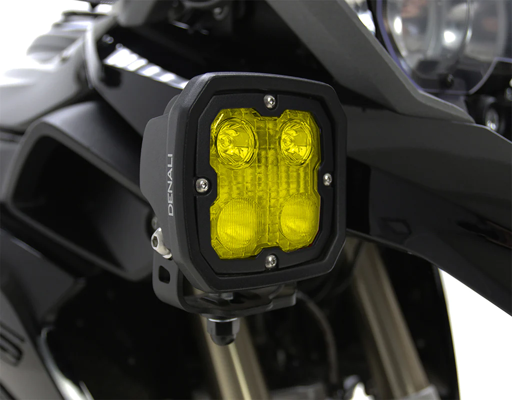 D4_Selective_Yellow_on_bike_2000x