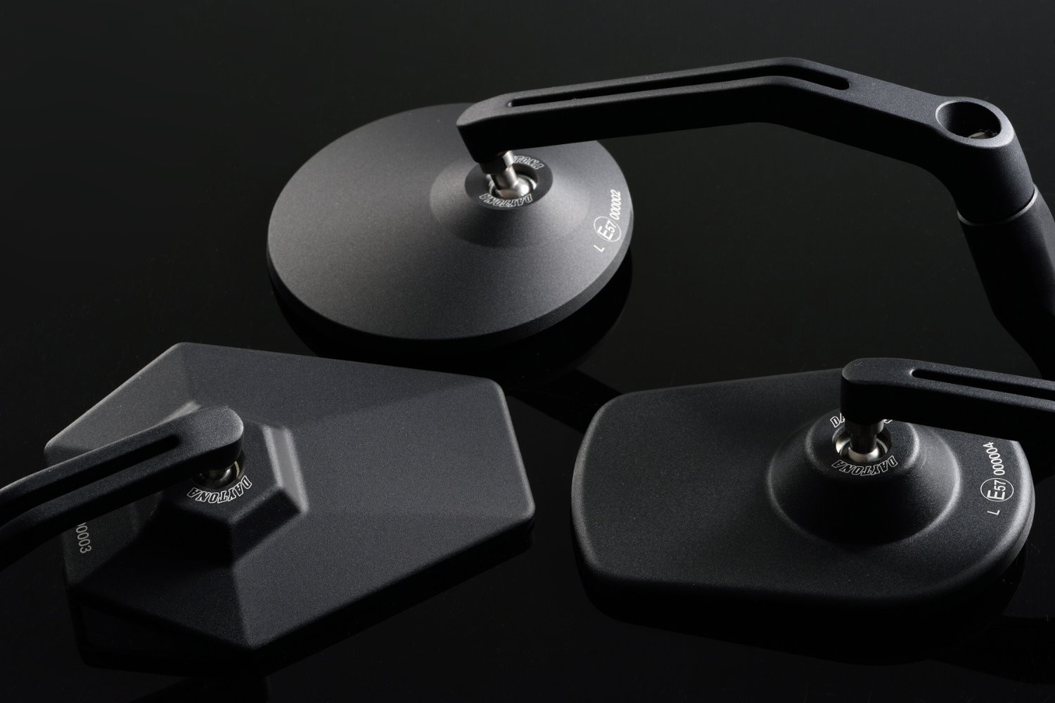 d-mirror-3-aluminium-mirror-black-round-excentric (1)
