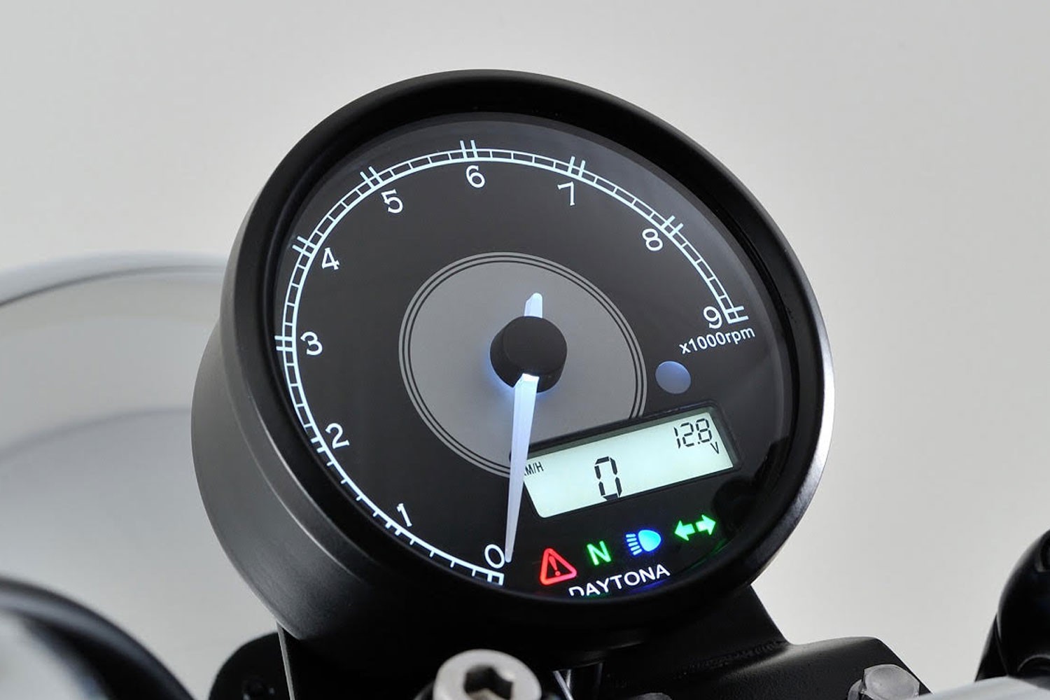 velona80-electrical-tachometer-9000-rpm-white-led-black (2)